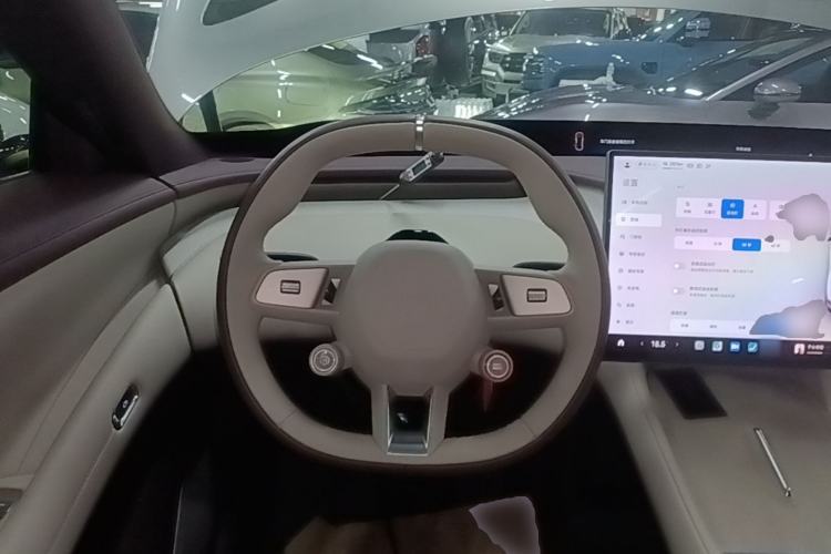 Used Xiaomi Auto YU7 2025 Ultra-Long Range All-Wheel Drive Pro Version Steering Wheel