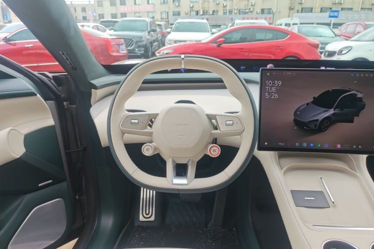 Used Xiaomi Auto YU7 2025 Ultra-Long Range High-Performance All-Wheel-Drive Max Edition Steering Wheel