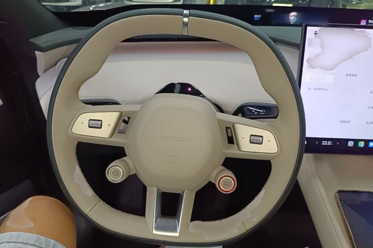 Used Xiaomi Auto YU7 2025 Ultra-Long Range Rear-Wheel Drive Version Steering Wheel