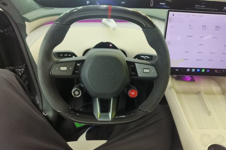 Used Xiaomi Auto YU7 2025 Ultra-Long Range High-Performance All-Wheel-Drive Max Edition Steering Wheel