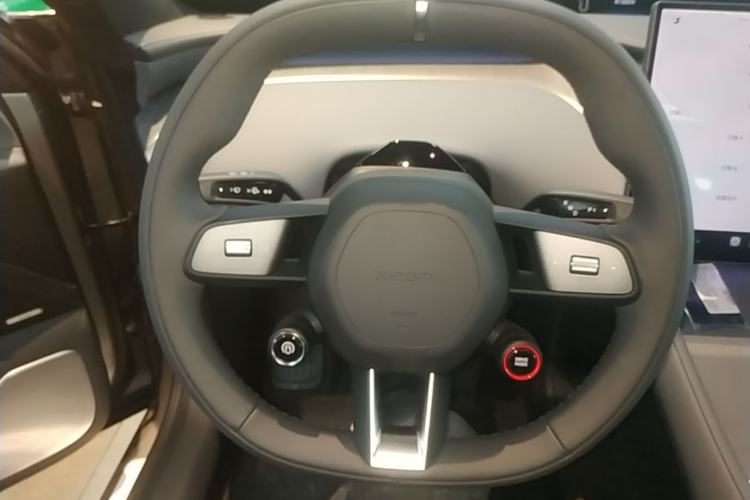 Used Xiaomi Auto YU7 2025 Ultra-Long Range All-Wheel Drive Pro Version Steering Wheel