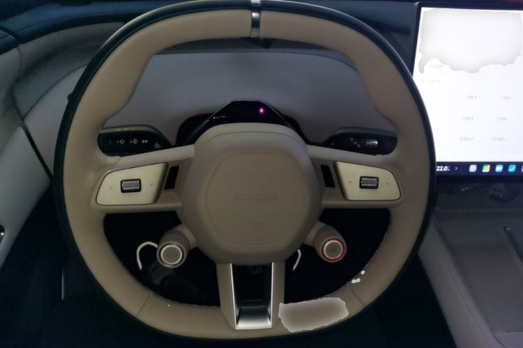 Used Xiaomi Auto YU7 2025 Ultra-Long Range Rear-Wheel Drive Version Steering Wheel