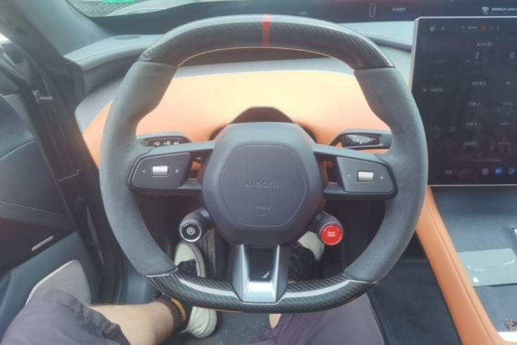 Used Xiaomi Auto YU7 2025 Ultra-Long Range High-Performance All-Wheel-Drive Max Edition Steering Wheel