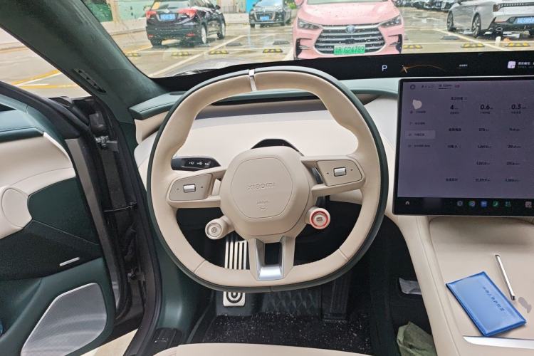 Used Xiaomi Auto YU7 2025 Ultra-Long Range High-Performance All-Wheel-Drive Max Edition Steering Wheel