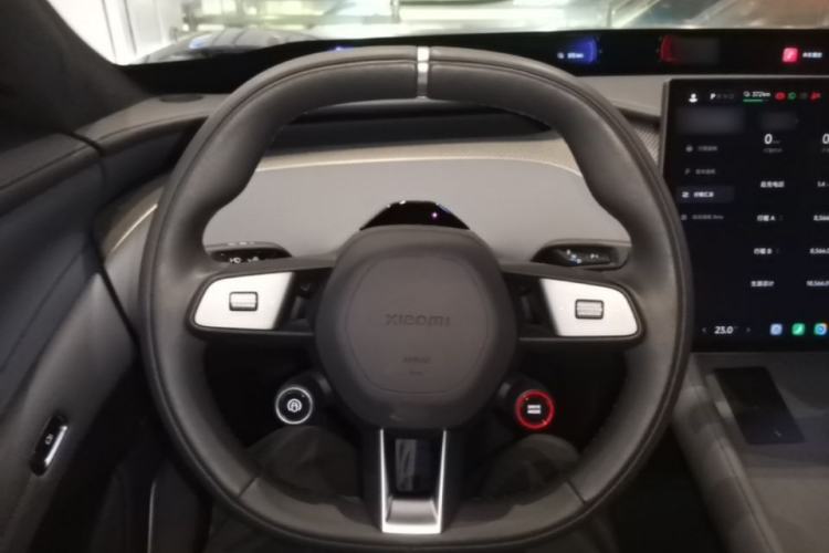 Used Xiaomi Auto YU7 2025 Ultra-Long Range High-Performance All-Wheel-Drive Max Edition Steering Wheel
