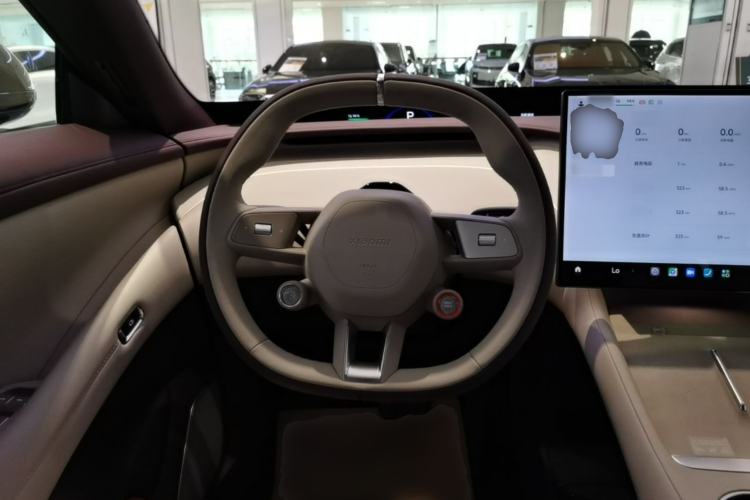 Used Xiaomi Auto YU7 2025 Ultra-Long Range Rear-Wheel Drive Version Steering Wheel