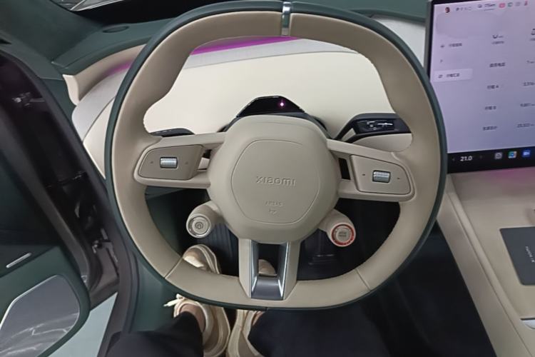 Used Xiaomi Auto YU7 2025 Ultra-Long Range High-Performance All-Wheel-Drive Max Edition Steering Wheel