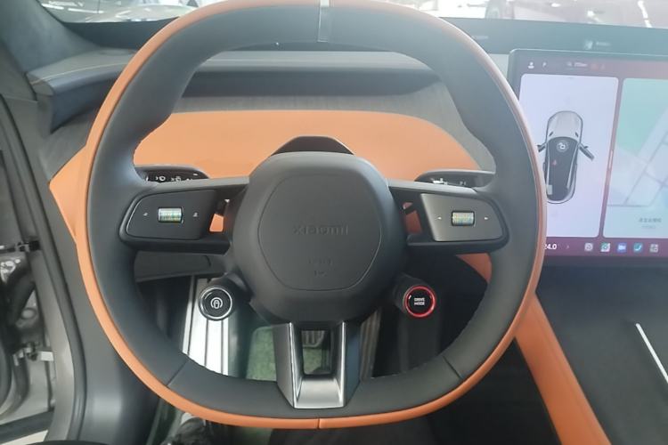 Used Xiaomi Auto YU7 2025 Ultra-Long Range High-Performance All-Wheel-Drive Max Edition Steering Wheel