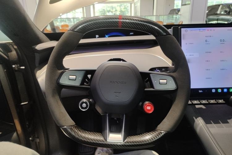 Used Xiaomi Auto YU7 2025 Ultra-Long Range High-Performance All-Wheel-Drive Max Edition Steering Wheel