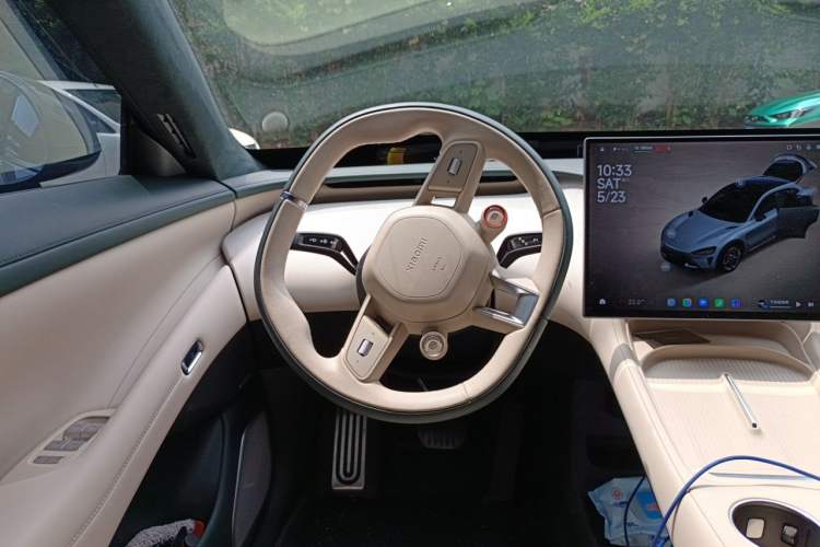 Used Xiaomi Auto YU7 2025 Ultra-Long Range High-Performance All-Wheel-Drive Max Edition Steering Wheel