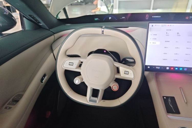 Used Xiaomi Auto YU7 2025 Ultra-Long Range All-Wheel Drive Pro Version Steering Wheel