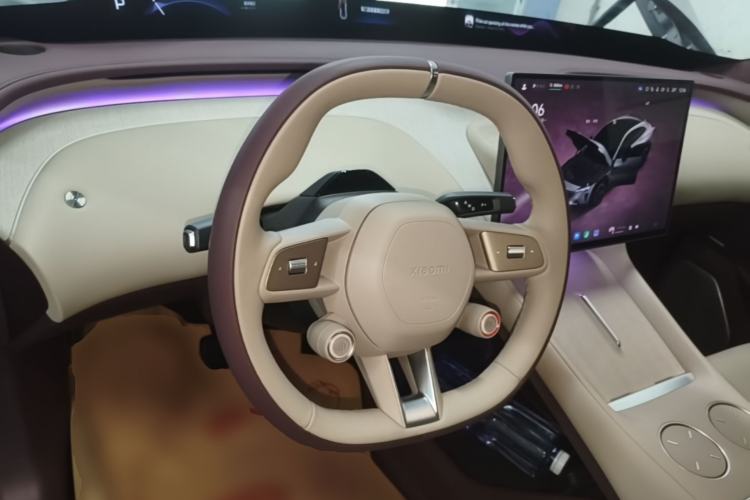 Used Xiaomi Auto YU7 2025 Ultra-Long Range High-Performance All-Wheel-Drive Max Edition Steering Wheel