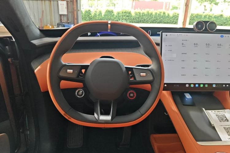 Used Xiaomi Auto YU7 2025 Ultra-Long Range High-Performance All-Wheel-Drive Max Edition Steering Wheel
