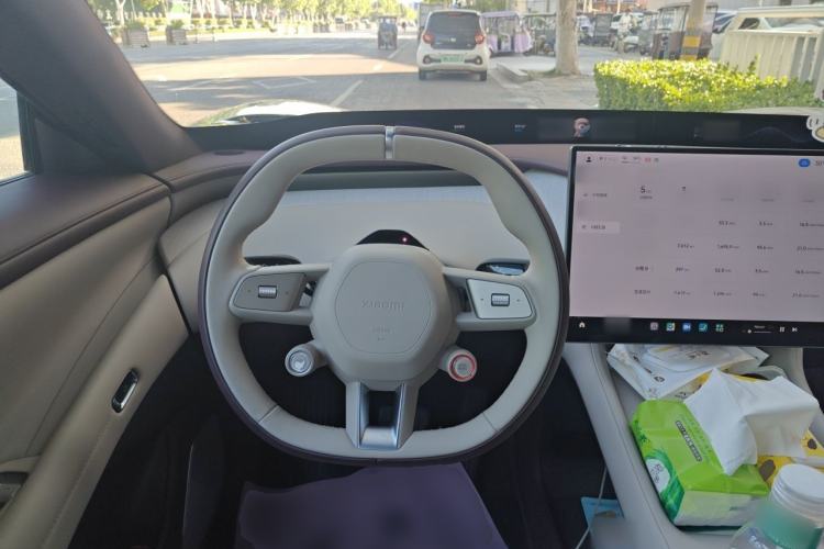 Used Xiaomi Auto YU7 2025 Ultra-Long Range All-Wheel Drive Pro Version Steering Wheel