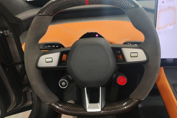 Used Xiaomi Auto YU7 2025 Ultra-Long Range High-Performance All-Wheel-Drive Max Edition Steering Wheel