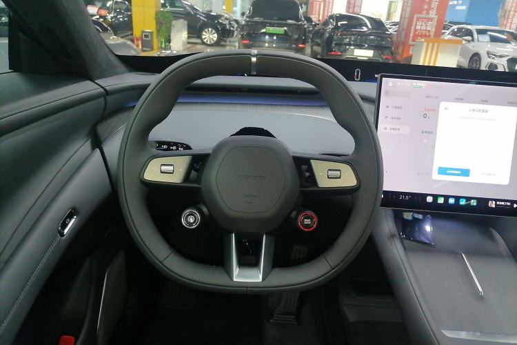Used Xiaomi Auto YU7 2025 Ultra-Long Range High-Performance All-Wheel-Drive Max Edition Steering Wheel
