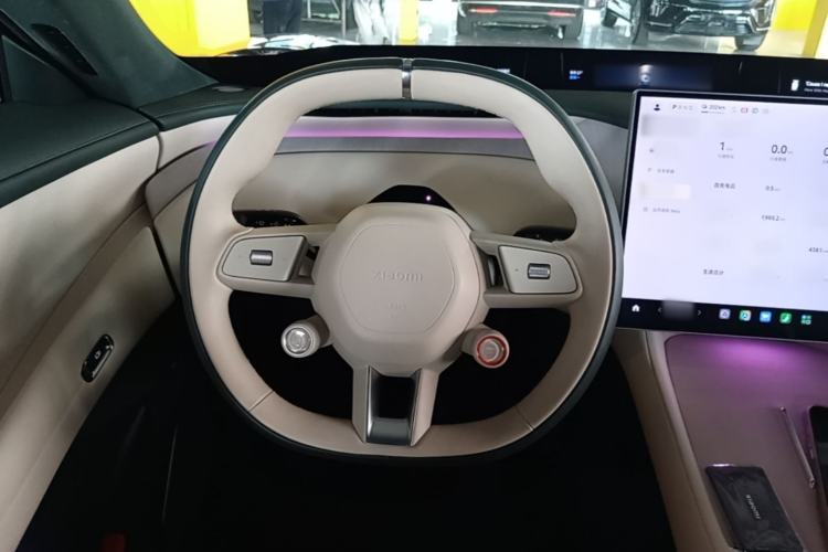 Used Xiaomi Auto YU7 2025 Ultra-Long Range High-Performance All-Wheel-Drive Max Edition Steering Wheel