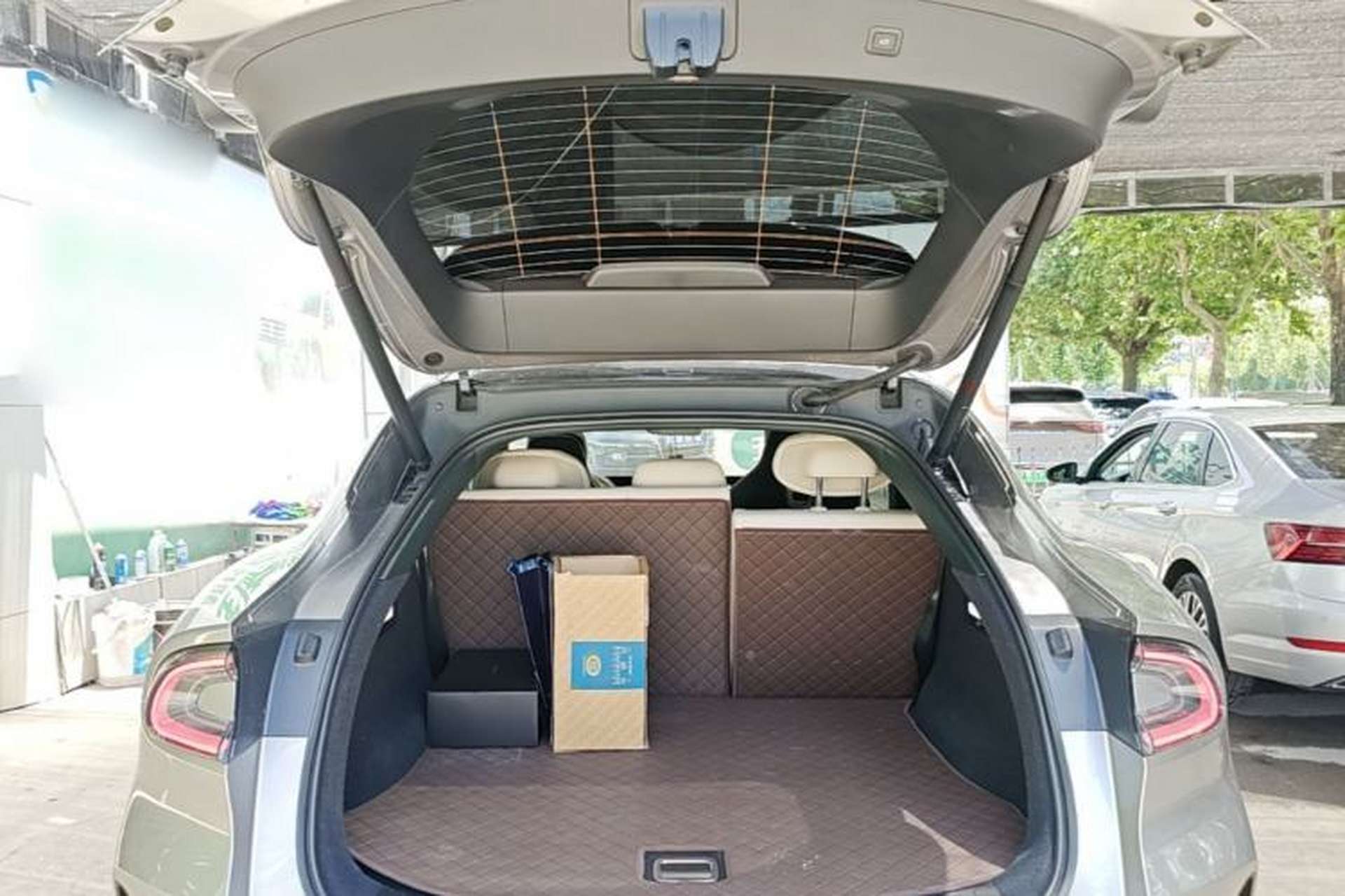 Used Xiaomi Auto YU7 2025 Ultra-Long Range Rear-Wheel Drive Version Trunk