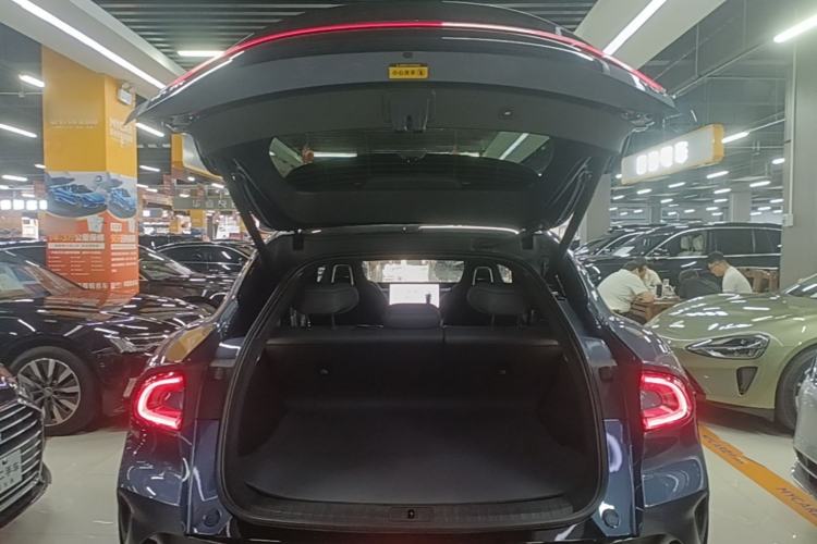 Used Xiaomi Auto YU7 2025 Ultra-Long Range Rear-Wheel Drive Version Trunk
