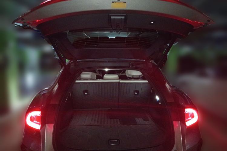 Used Xiaomi Auto YU7 2025 Ultra-Long Range All-Wheel Drive Pro Version Trunk