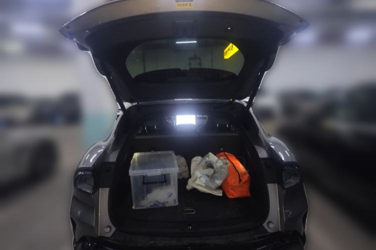 Used Xiaomi Auto YU7 2025 Ultra-Long Range All-Wheel Drive Pro Version Trunk