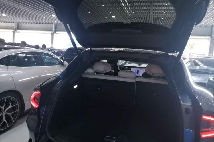 Used Xiaomi Auto YU7 2025 Ultra-Long Range Rear-Wheel Drive Version Trunk