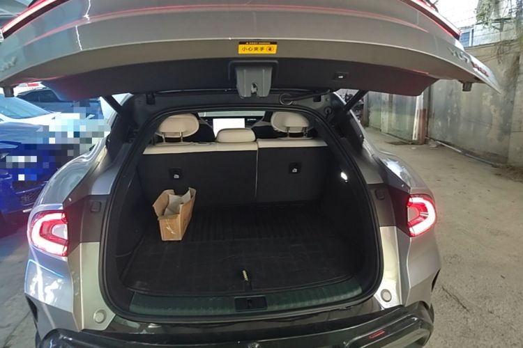 Used Xiaomi Auto YU7 2025 Ultra-Long Range All-Wheel Drive Pro Version Trunk