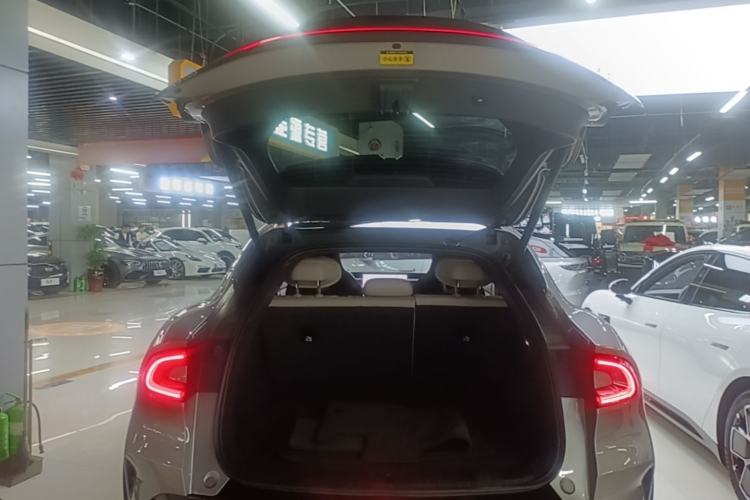 Used Xiaomi Auto YU7 2025 Ultra-Long Range Rear-Wheel Drive Version Trunk