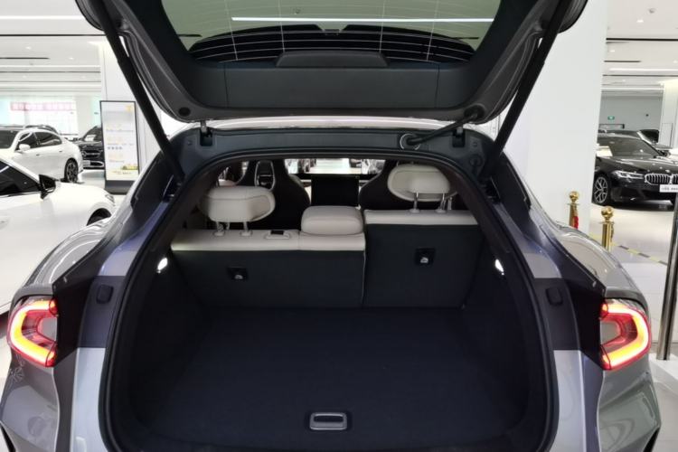 Used Xiaomi Auto YU7 2025 Ultra-Long Range Rear-Wheel Drive Version Trunk