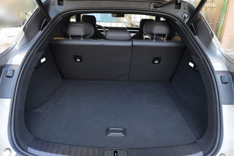 Used Xiaomi Auto YU7 2025 Ultra-Long Range Rear-Wheel Drive Version Trunk