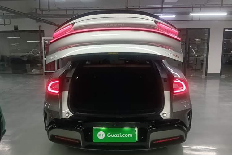 Used Xiaomi Auto YU7 2025 Ultra-Long Range High-Performance All-Wheel-Drive Max Edition Trunk