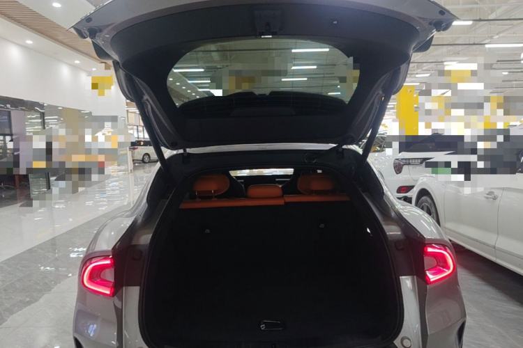 Used Xiaomi Auto YU7 2025 Ultra-Long Range All-Wheel Drive Pro Version Trunk