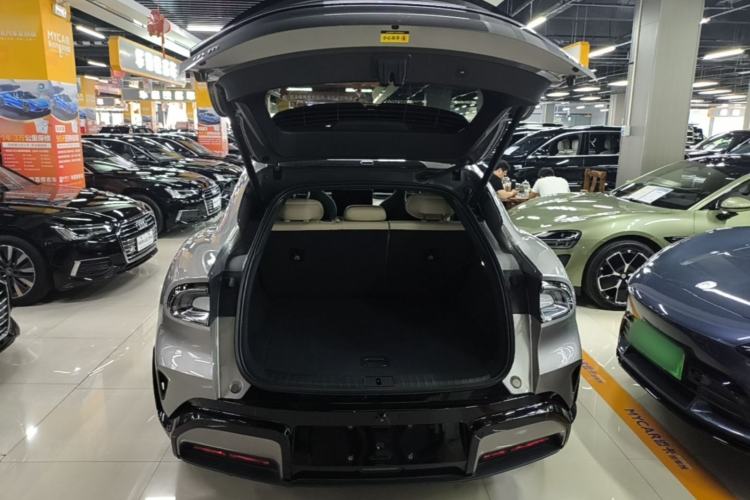 Used Xiaomi Auto YU7 2025 Ultra-Long Range Rear-Wheel Drive Version Trunk