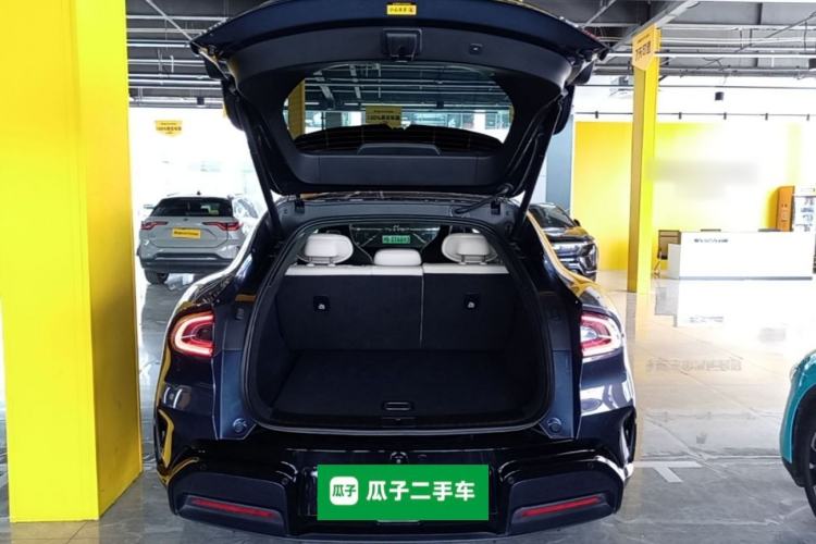 Used Xiaomi Auto YU7 2025 Ultra-Long Range High-Performance All-Wheel-Drive Max Edition Trunk