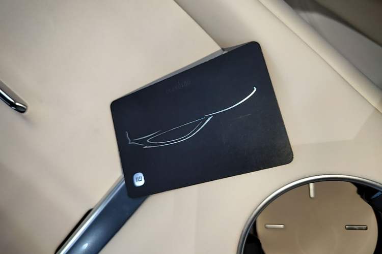 Used Xiaomi Auto YU7 2025 Ultra-Long Range Rear-Wheel Drive Version Vehicle Key