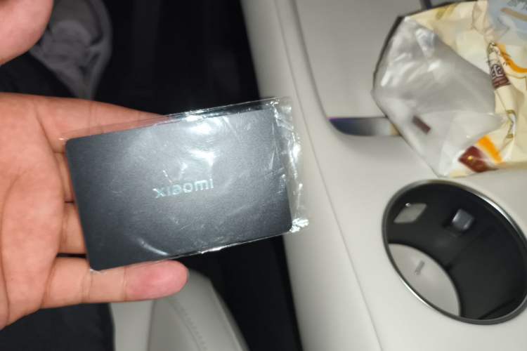 Used Xiaomi Auto YU7 2025 Ultra-Long Range High-Performance All-Wheel-Drive Max Edition Vehicle Key