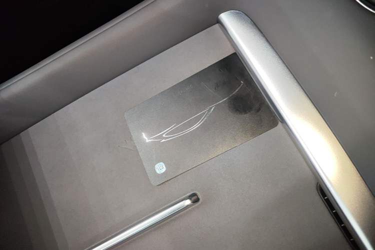 Used Xiaomi Auto YU7 2025 Ultra-Long Range Rear-Wheel Drive Version Vehicle Key