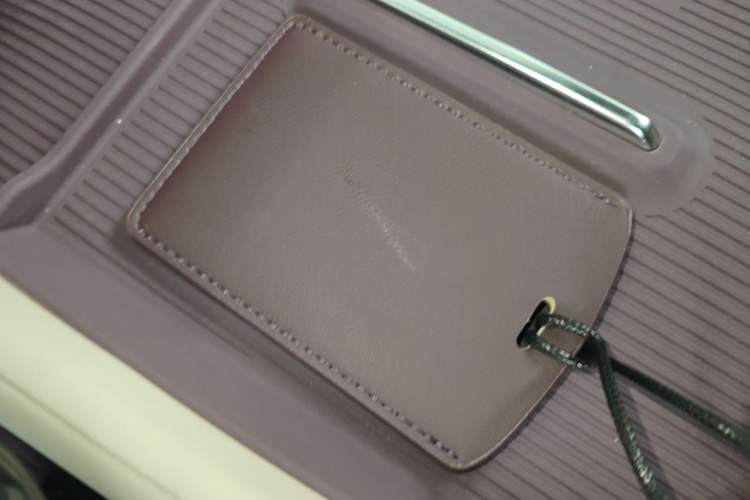 Used Xiaomi Auto YU7 2025 Ultra-Long Range High-Performance All-Wheel-Drive Max Edition Vehicle Key