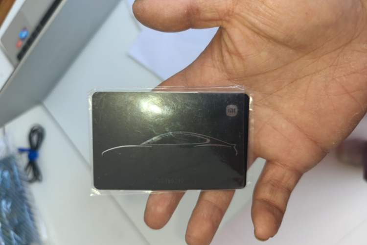 Used Xiaomi Auto YU7 2025 Ultra-Long Range High-Performance All-Wheel-Drive Max Edition Vehicle Key