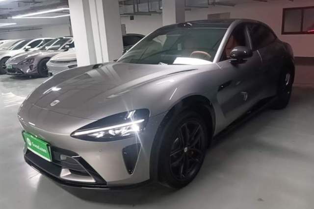 Used Xiaomi Auto YU7 2025 Ultra-Long Range High-Performance All-Wheel-Drive Max Edition