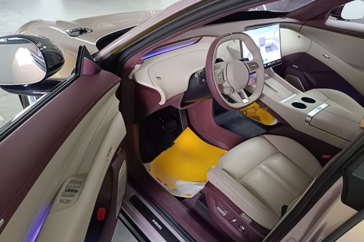 Used Xiaomi Auto YU7 2025 Ultra-Long Range High-Performance All-Wheel-Drive Max Edition Driver Seat