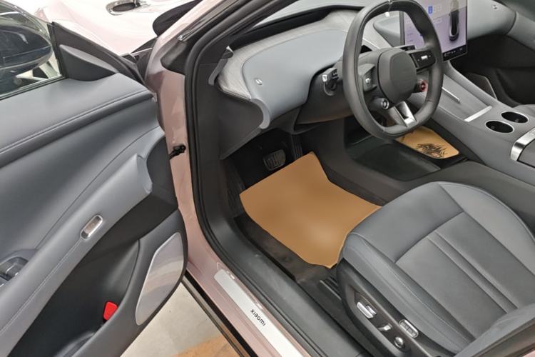 Used Xiaomi Auto YU7 2025 Ultra-Long Range Rear-Wheel Drive Version Driver Seat