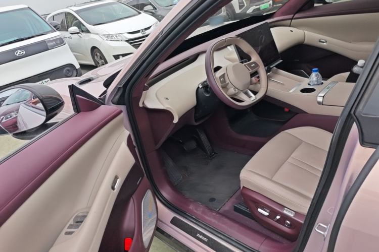 Used Xiaomi Auto YU7 2025 Ultra-Long Range High-Performance All-Wheel-Drive Max Edition Driver Seat