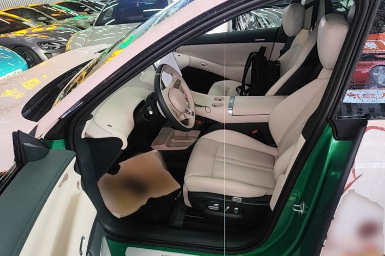 Used Xiaomi Auto YU7 2025 Ultra-Long Range All-Wheel Drive Pro Version Driver Seat