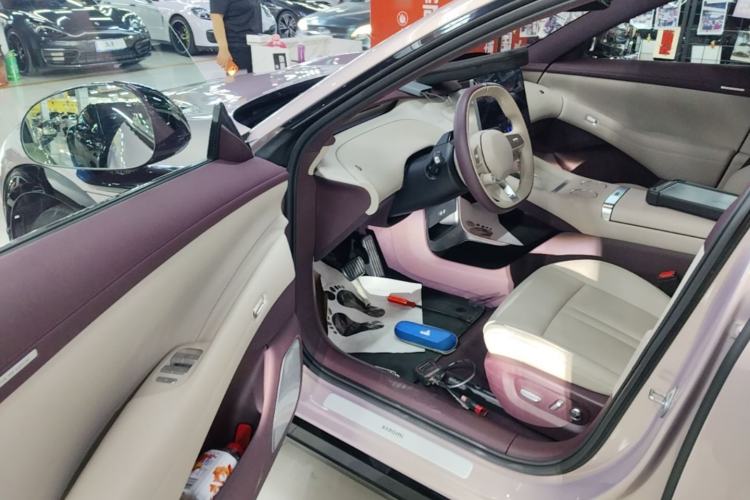 Used Xiaomi Auto YU7 2025 Ultra-Long Range Rear-Wheel Drive Version Driver Seat