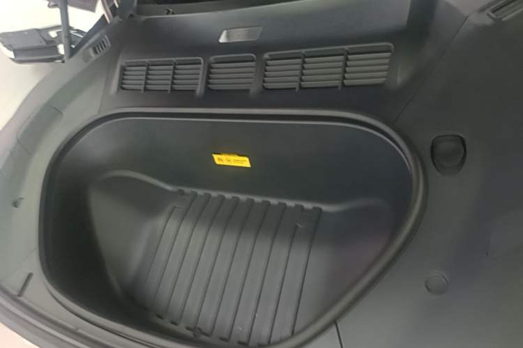 Used Xiaomi Auto YU7 2025 Ultra-Long Range All-Wheel Drive Pro Version Engine Bay