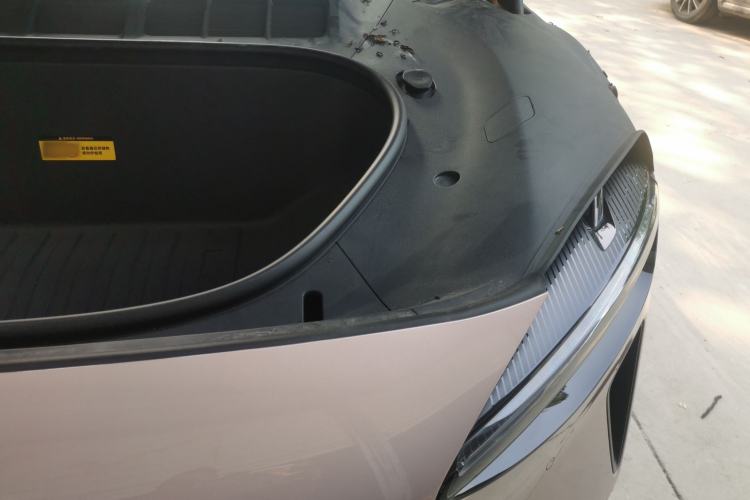 Used Xiaomi Auto YU7 2025 Ultra-Long Range Rear-Wheel Drive Version Engine Bay Left