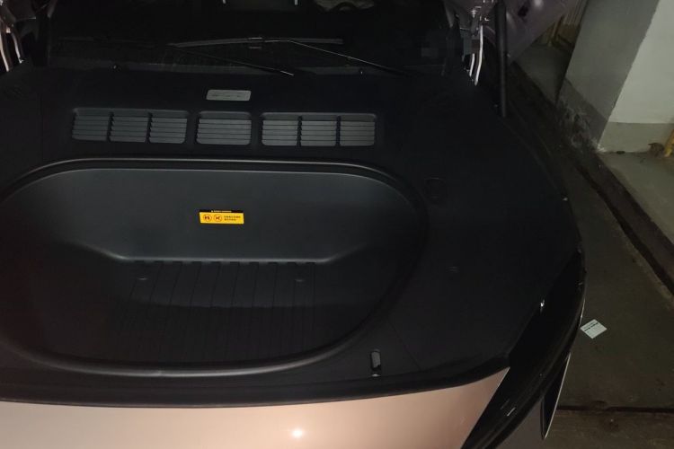 Used Xiaomi Auto YU7 2025 Ultra-Long Range High-Performance All-Wheel-Drive Max Edition Engine Bay Left