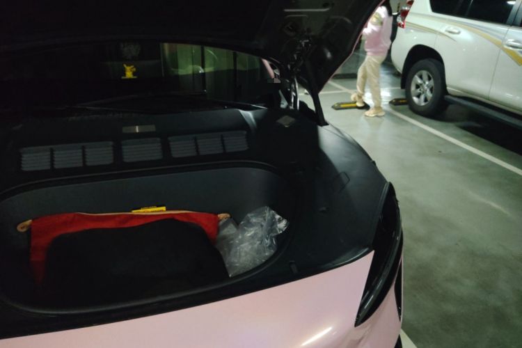 Used Xiaomi Auto YU7 2025 Ultra-Long Range Rear-Wheel Drive Version Engine Bay Left