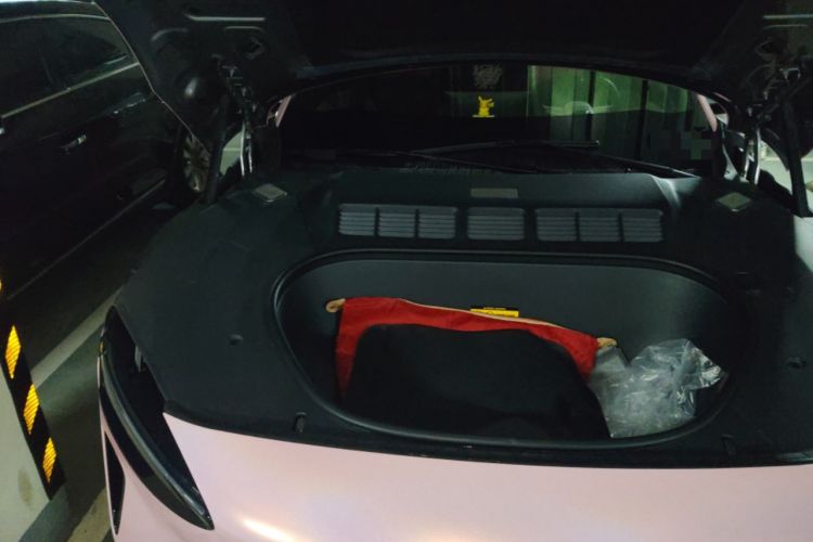 Used Xiaomi Auto YU7 2025 Ultra-Long Range Rear-Wheel Drive Version Engine Bay Right